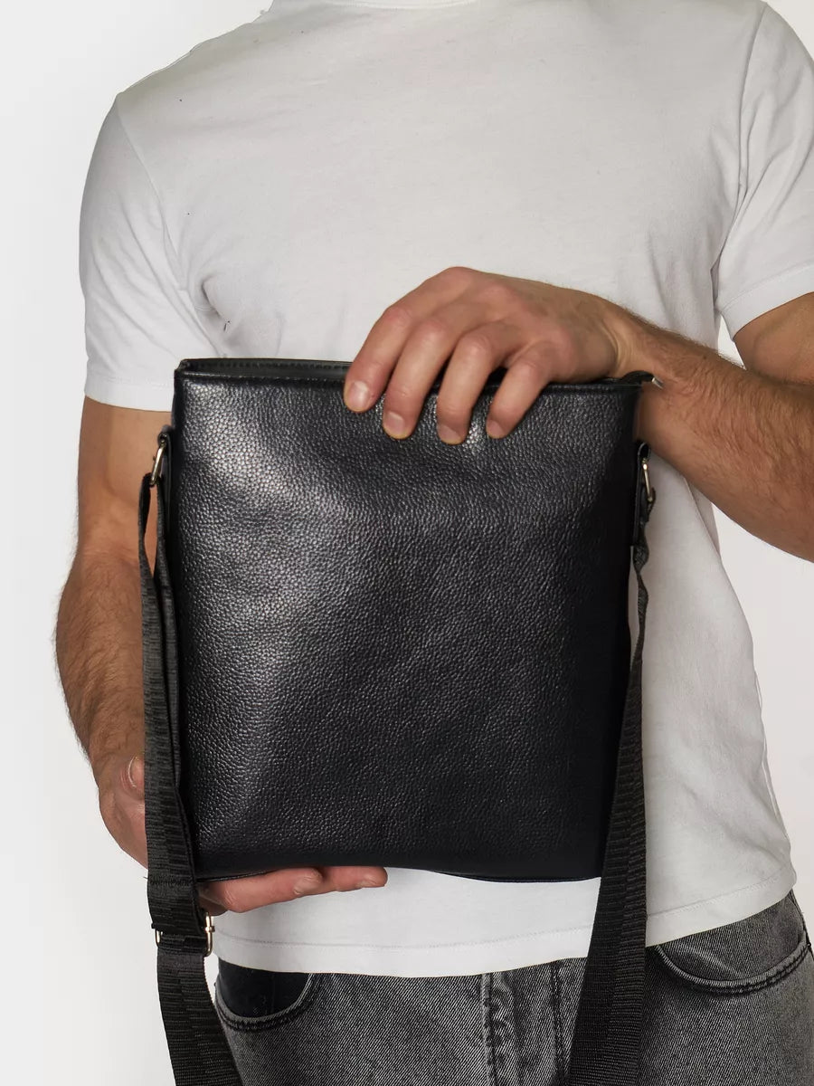 Men’s Leather Crossbody Bag